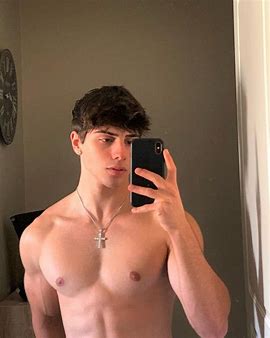 <em>Kevin Lopez </em>