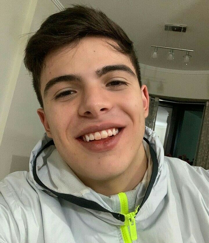 <em>Estiven Arbelaez </em>